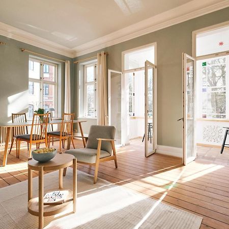 Villa Rosa - Charmante, Grosse Altbauwohnung Flensbourg Extérieur photo