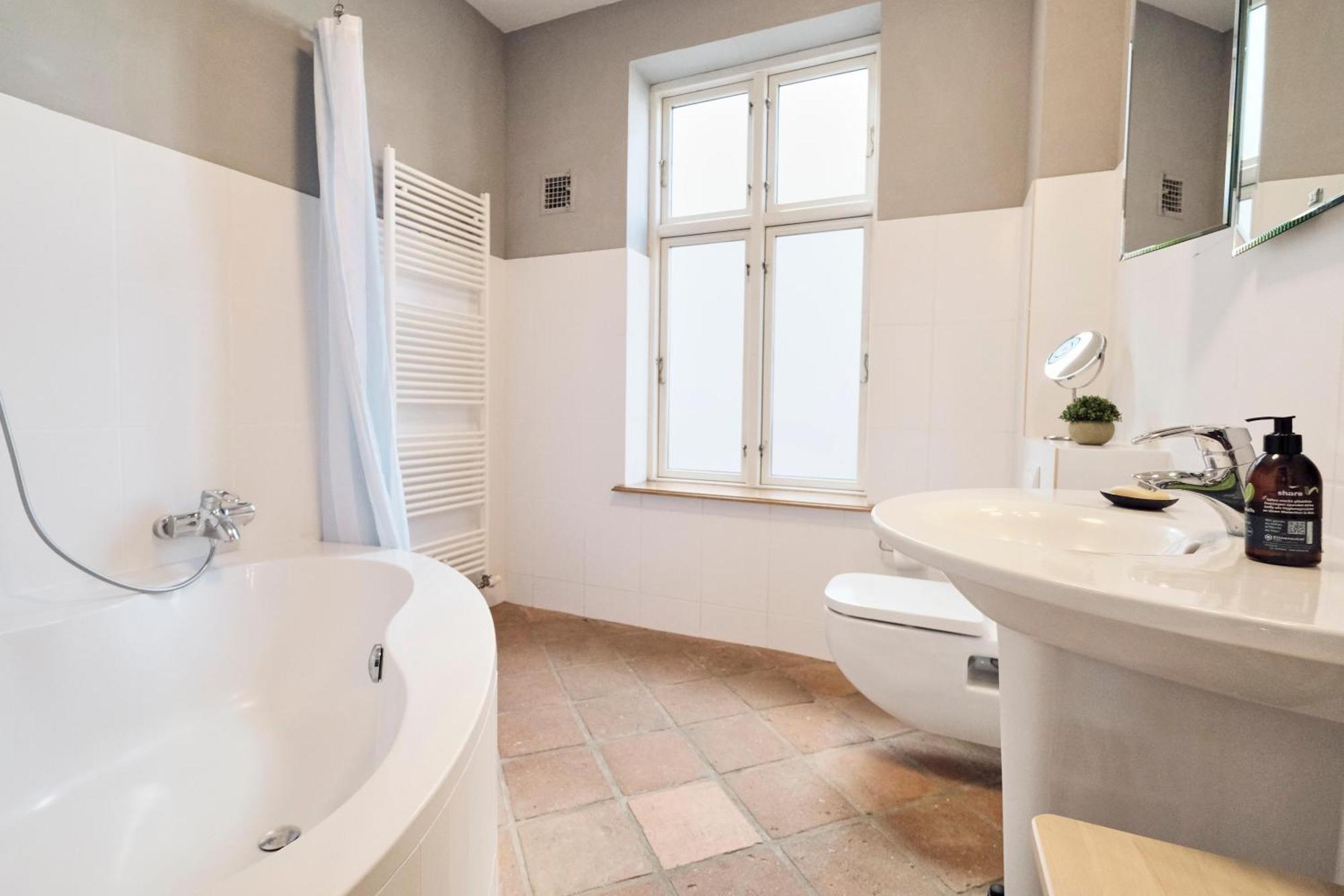 Villa Rosa - Charmante, Grosse Altbauwohnung Flensbourg Extérieur photo