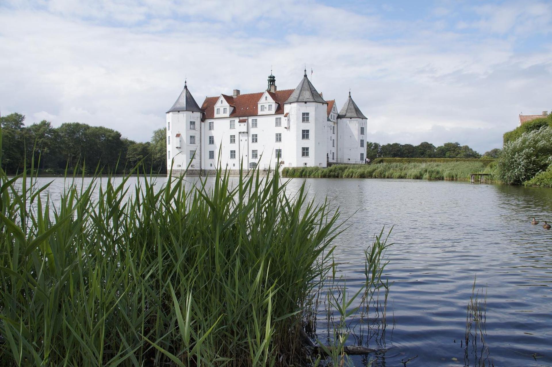 Villa Rosa - Charmante, Grosse Altbauwohnung Flensbourg Extérieur photo